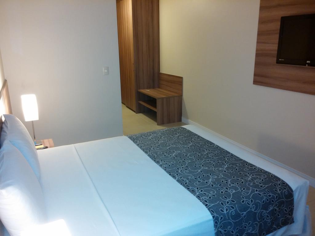Days Inn By Wyndham Linhares Εξωτερικό φωτογραφία