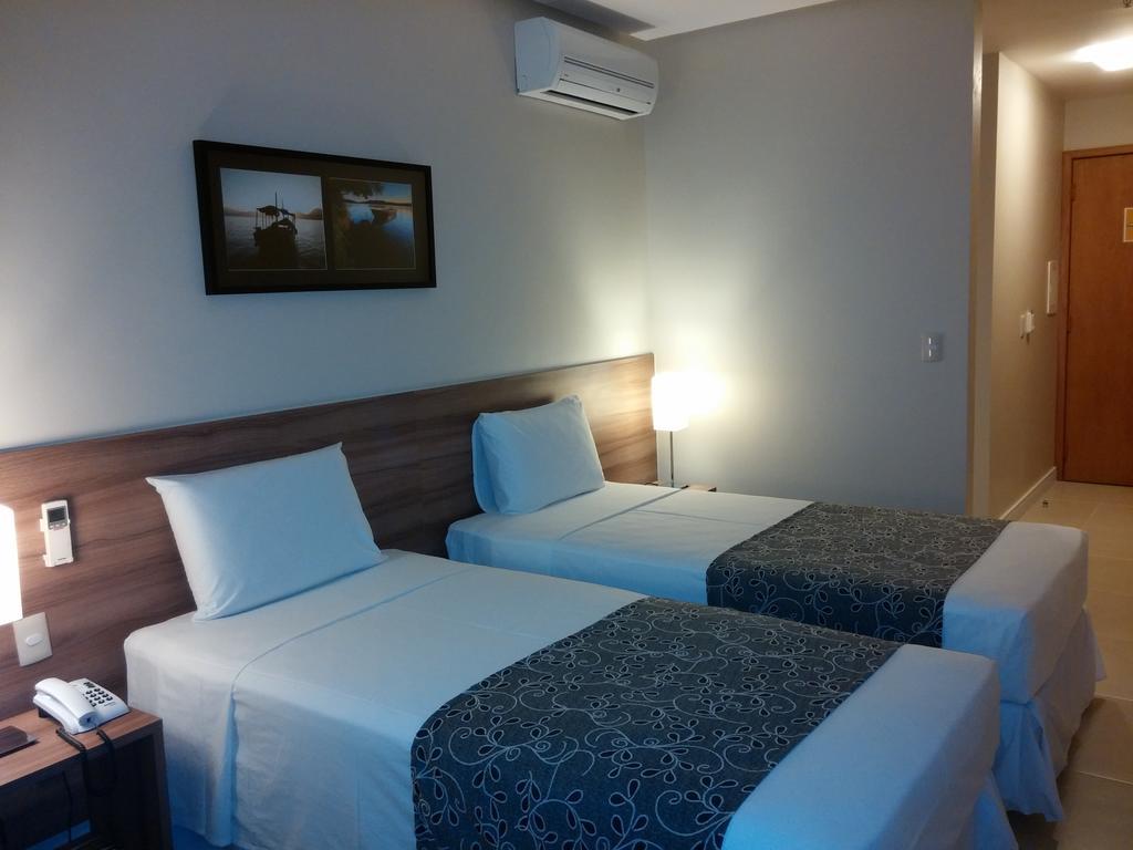 Days Inn By Wyndham Linhares Εξωτερικό φωτογραφία