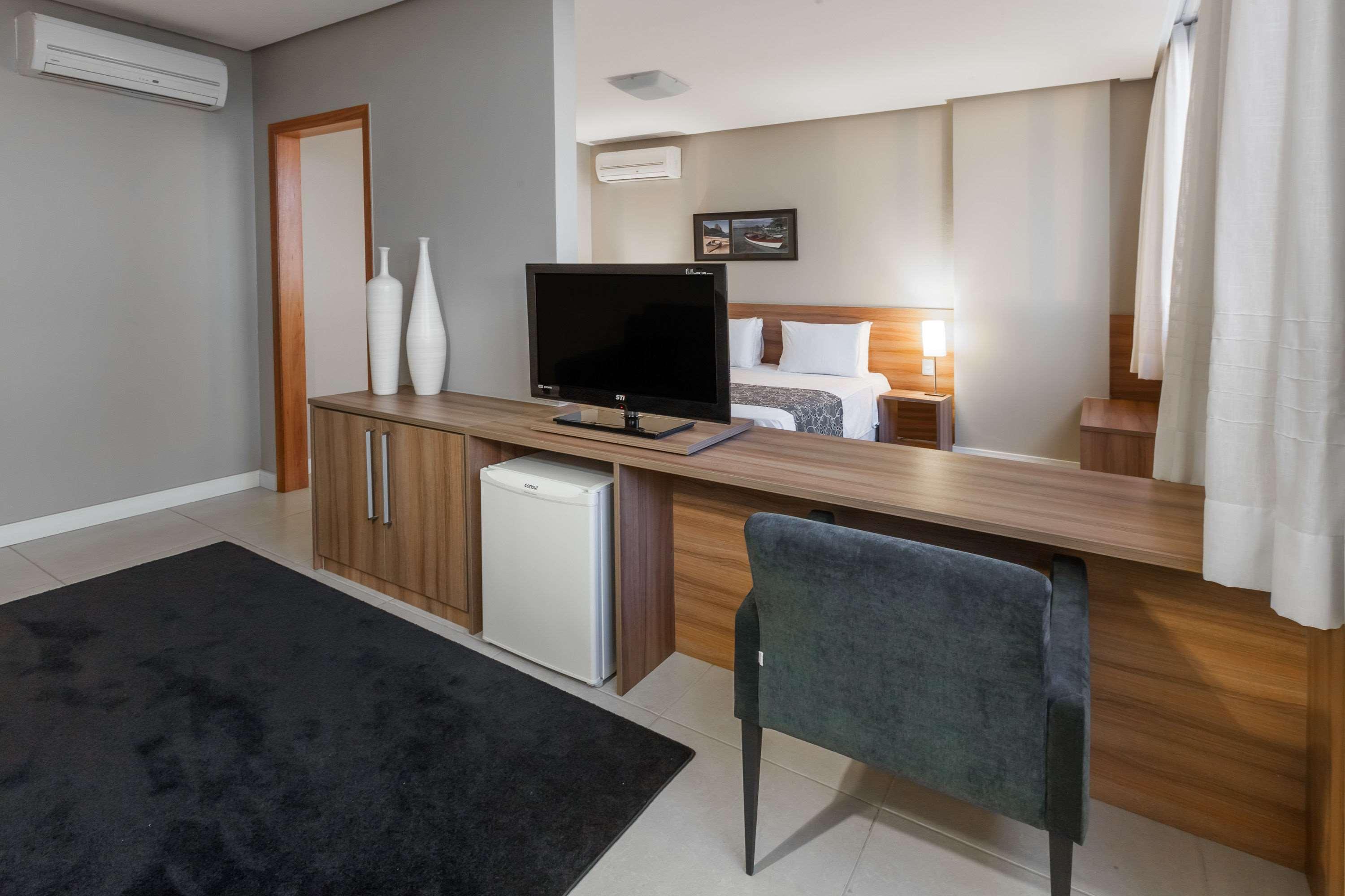 Days Inn By Wyndham Linhares Εξωτερικό φωτογραφία
