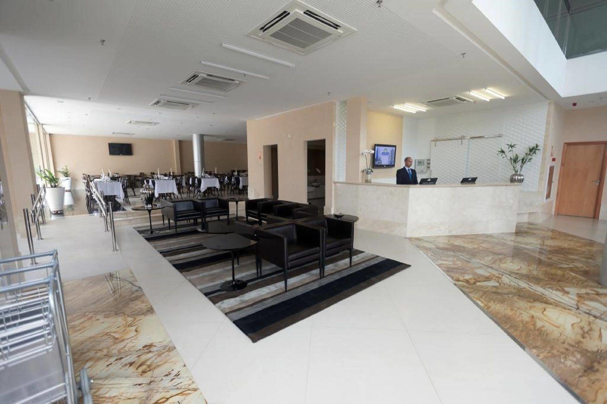 Days Inn By Wyndham Linhares Εξωτερικό φωτογραφία